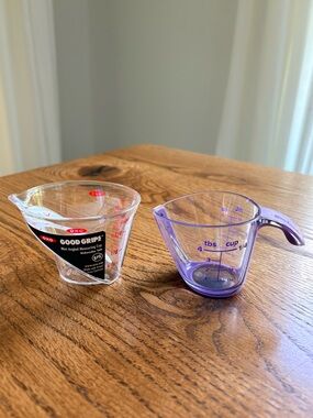 Set of 2 Clear and Purple 1/4 cup/2 oz Mini Measuring Cups